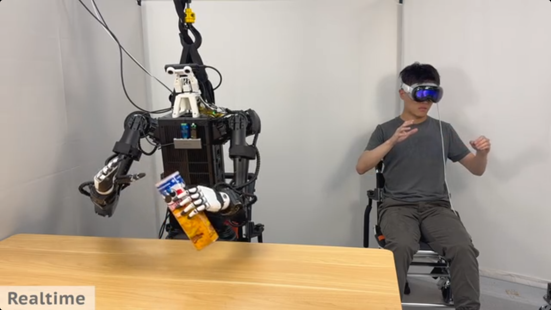 découvrez les dernières innovations en matière de robotique et de réalité virtuelle avec notre robot vr. plongez dans des expériences immersives et explorez des mondes virtuels fascinants grâce à la technologie de pointe qui transforme vos interactions avec le numérique.