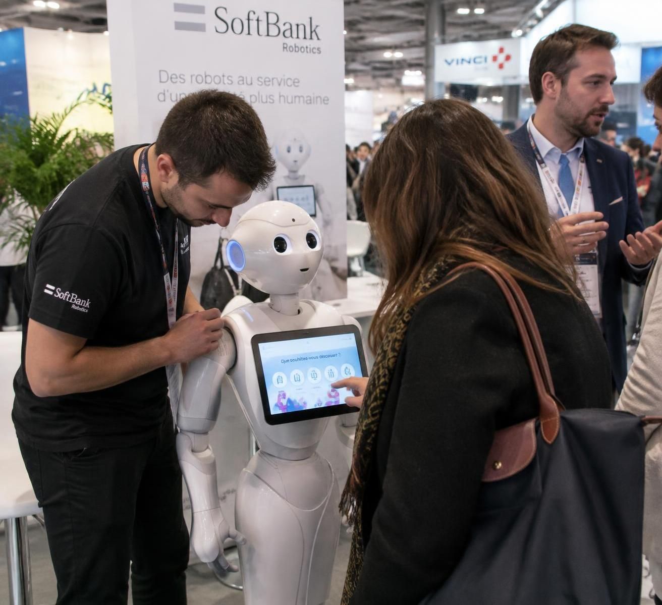 découvrez où trouver un robot pepper à paris pour animer votre événement professionnel et offrir à vos invités une expérience interactive et mémorable.